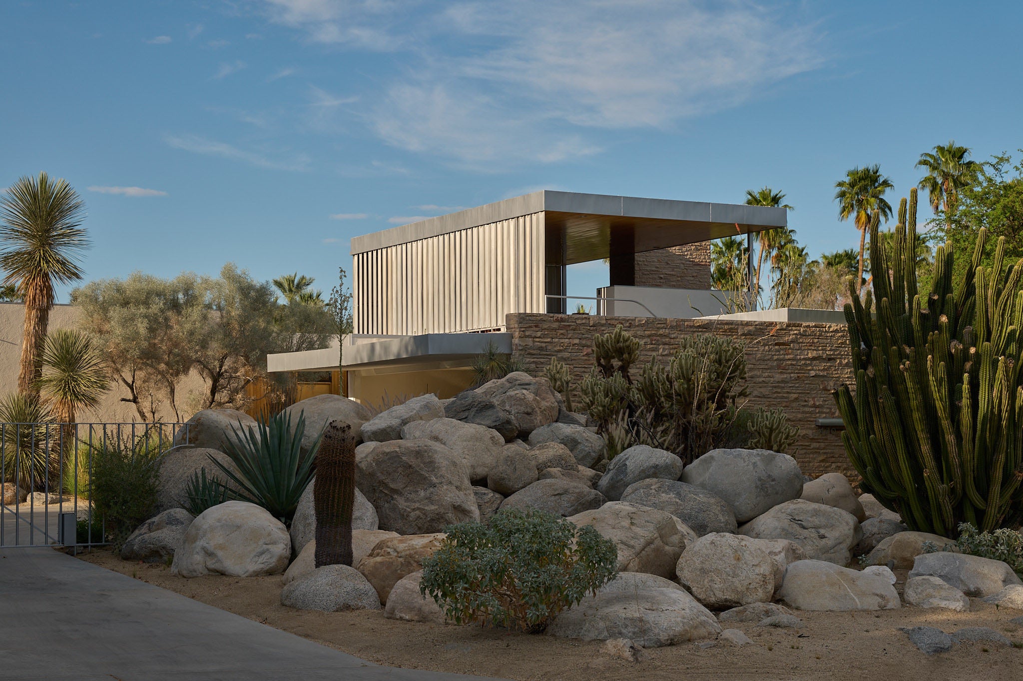 15.03.27 - Built Perspectives: Palm Springs with Jack Lovel